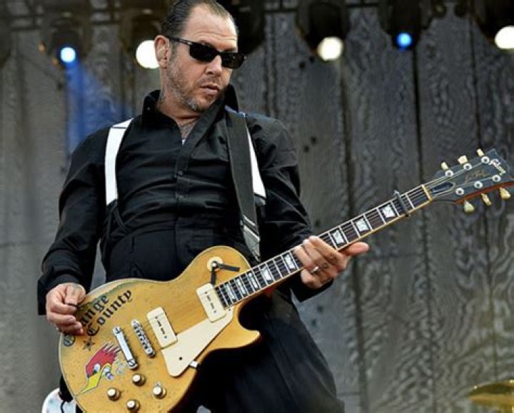 Mike Ness 1976 Les Paul Deluxe YouTube