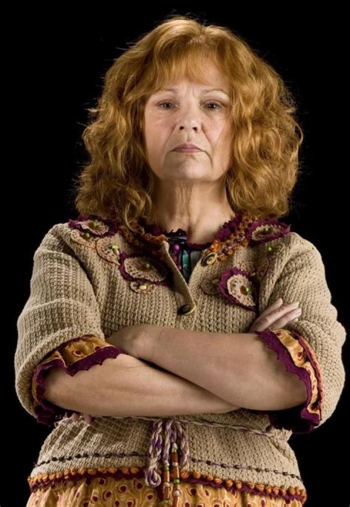 Molly Weasley Harry Potter Wiki Fandom