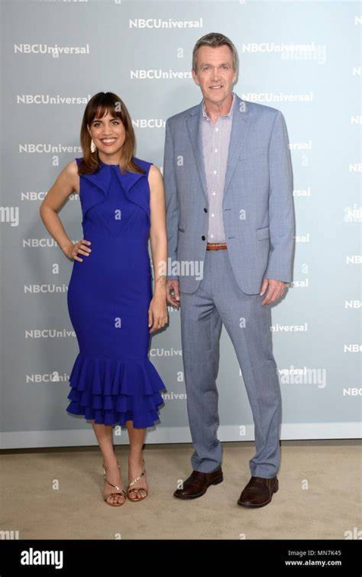 Neil Flynn Married In Real Life Or Is He Gay? Satisfied With Longtime