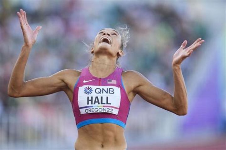 News Heptathlete Anna Hall Has A Runner Within RRW