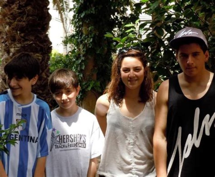 Noah Kahan Siblings' Ages: Exploring The Family Tree