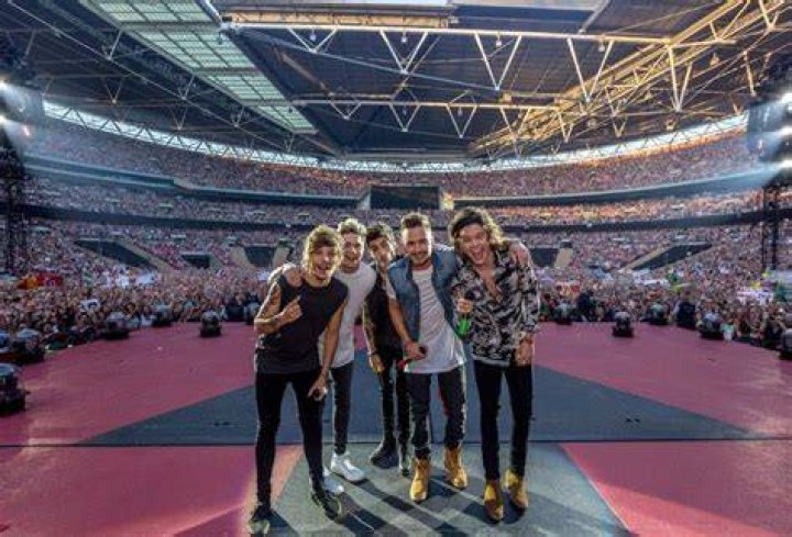 One Direction's 'Night Changes' Video Makes You Want to Date Them