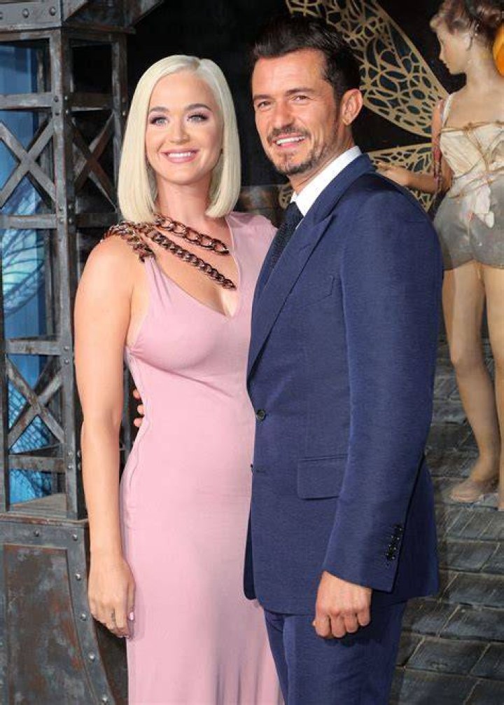 Orlando Bloom and Katy Perry are official! Couple share news with lots