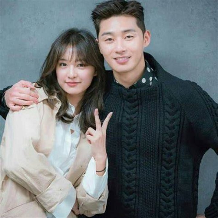 Park Seo Joon and Kim Ji Won Say They Will Get Married Under One