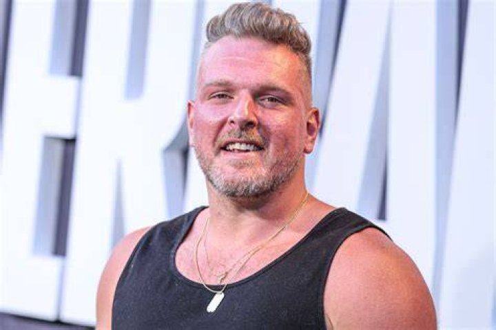 Pat McAfee's Wife Stunned At The ESPYS Tonight The Spun
