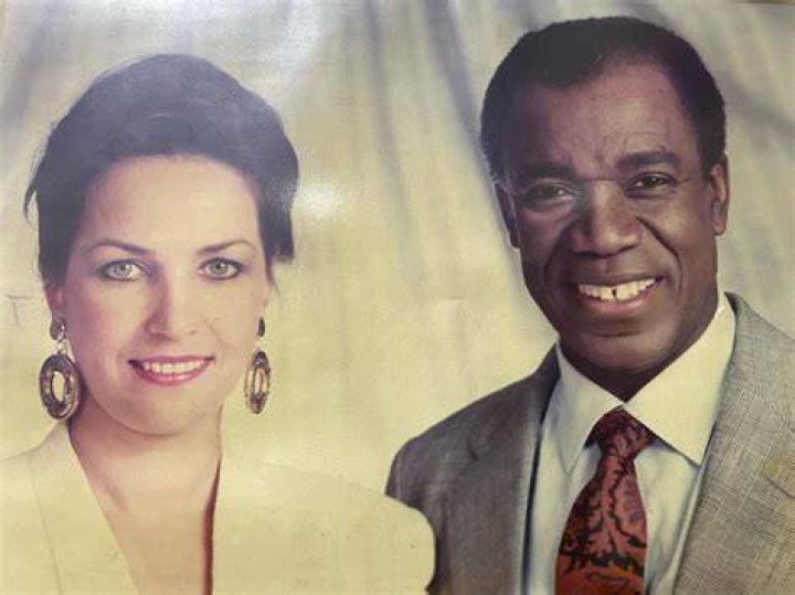 Peggy Cabral, Jones y Contreras analizan las dimensiones hist&oacute;ricas de