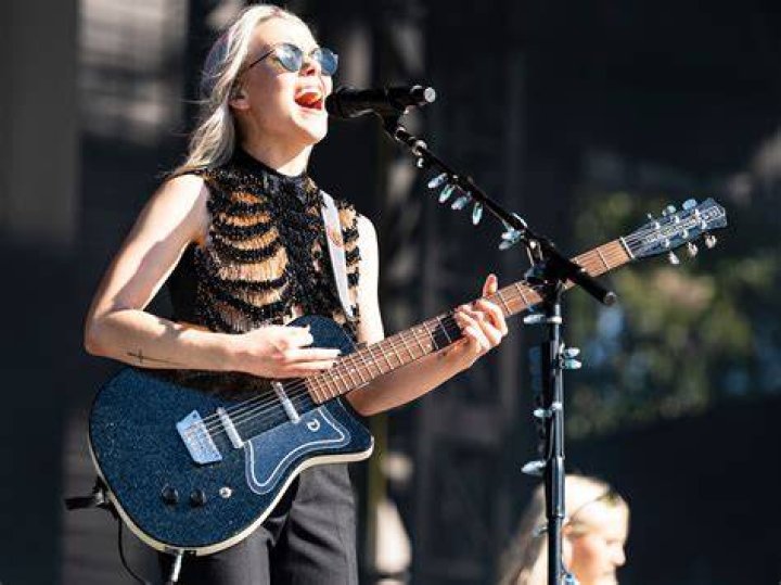 Phoebe Bridgers Led A 'F*ck The Supreme Court' Chant & Artists Didn't