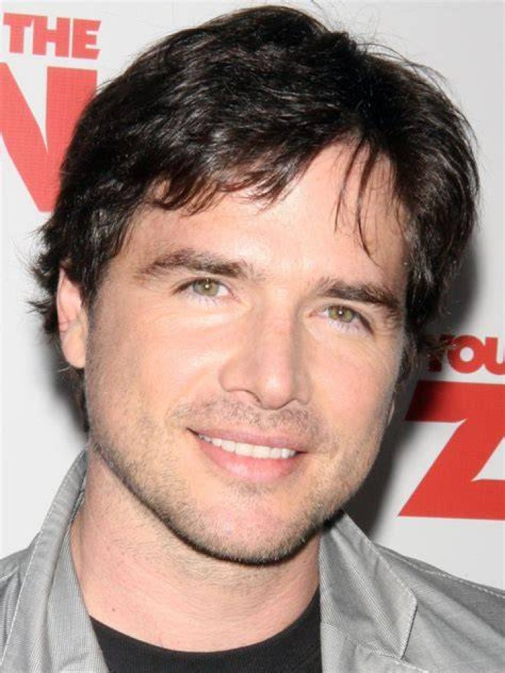 Picture of Matthew Settle