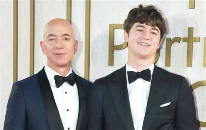 Preston Bezos Wiki, Bio, Age, Height, Girlfriend, Instagram, Parents