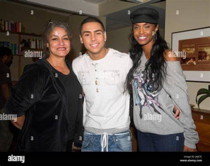 Quincy Brown Parents Are Kim Porter And Al B. Sure!,