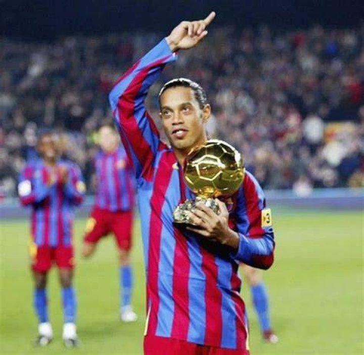 Ronaldinho Net worth, Ronaldinho age, Best of Ronaldinho, Ronaldinho