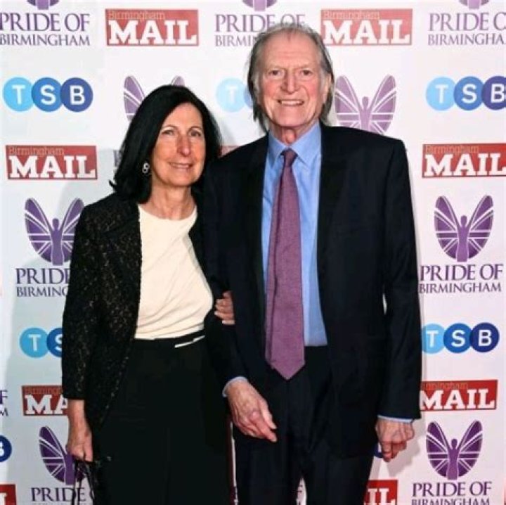 Rosanna Bradley Facts About David Bradley's Wife Dicy Trends
