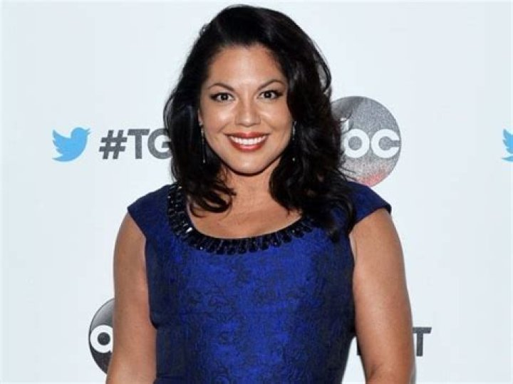 Sara Ramirez Age, Height, Weight, Husband, Hair Color, Net Worth