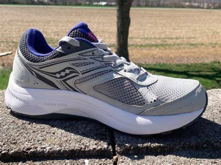 Saucony Cohesion 14 Running Shoe Men's DSW