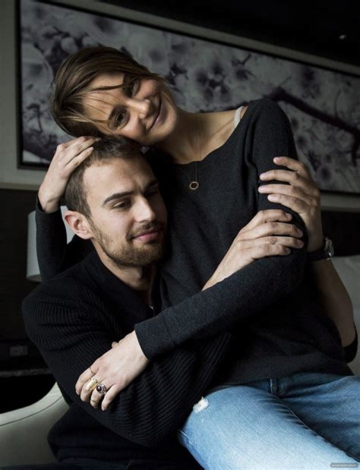 Shailene And Theo James Hot Sex Picture