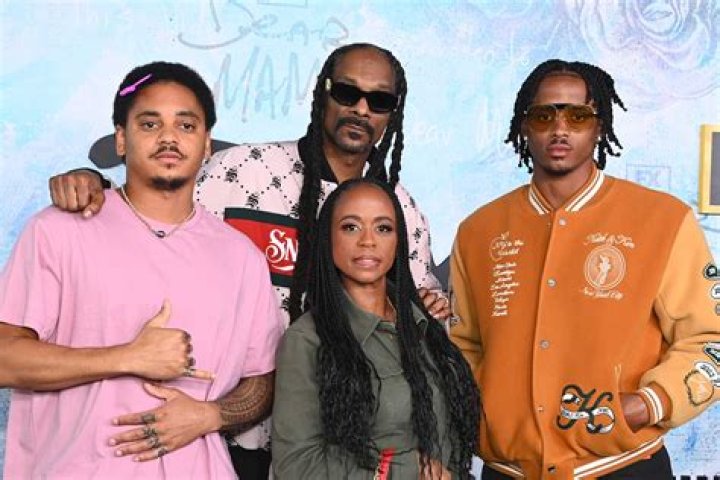 Snoop Dogg&rsquo;s Family How Many Kids He Has With Wife Shante Broadus