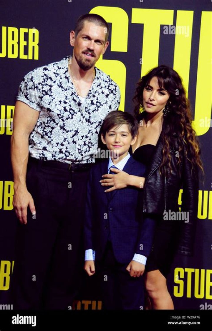 Steve Howey Son