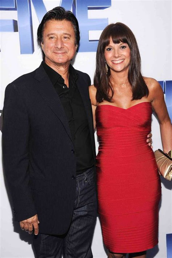 Steve Perry Wife Steve Perry Wife, Daughter & Net Worth The