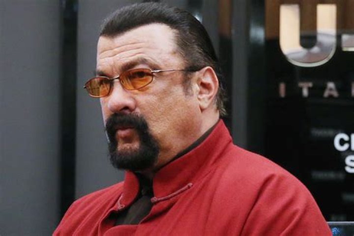 Steven Seagal Accused of Raping On Deadly Ground Extra