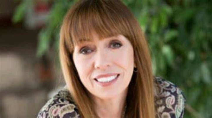 Suzy PhillipsJanuary Facts About Mackenzie Phillips' Mother Dicy Trends