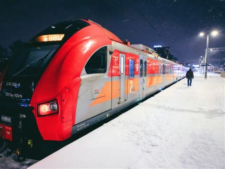 TANIE bilety na pociąg. Wielkie promocje w PKP Intercity! Sprawdź TO
