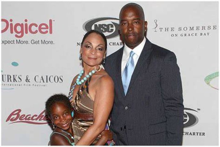 Terrence Duckett Spending a Single Life After Divorce With Jasmine Guy