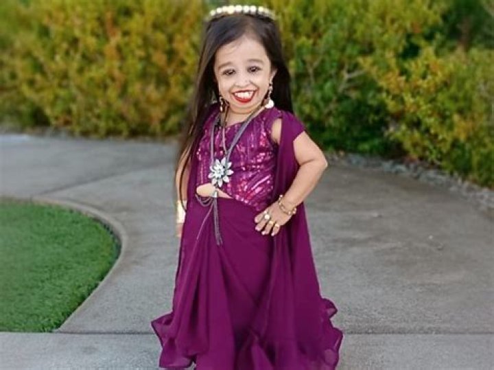 The Shortest Woman In The World 2023 Biography, Age, Marriage & All