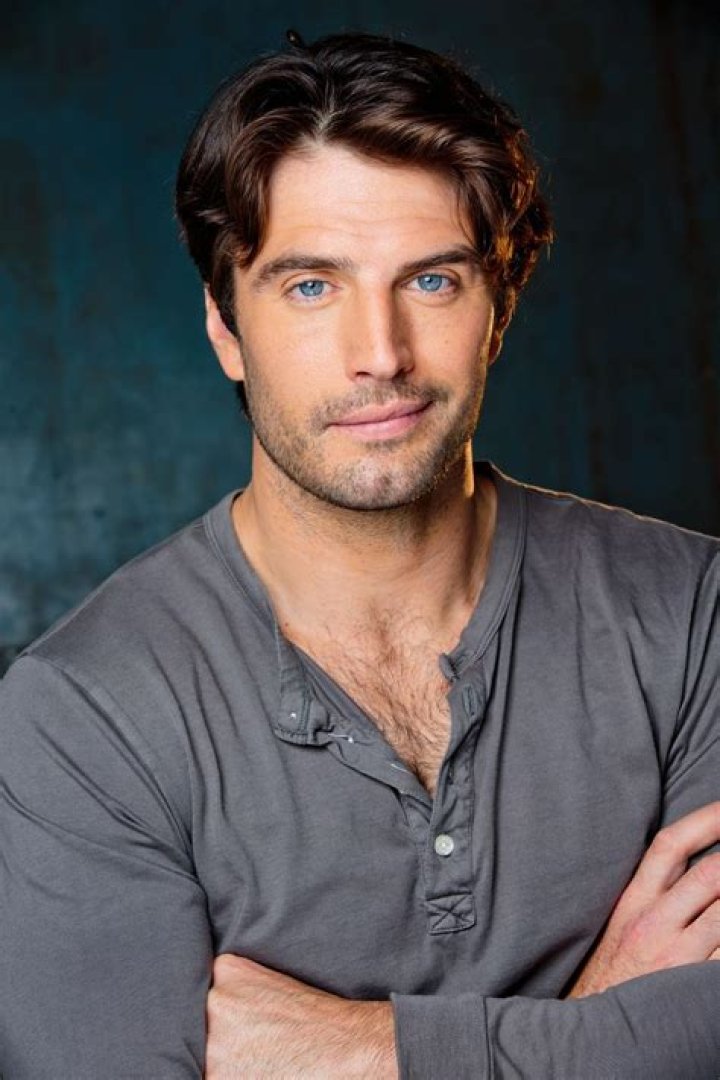 Tyler Harlow 🦁 Hairy Men, Bearded Men, Hottest Male Celebrities, Sweet