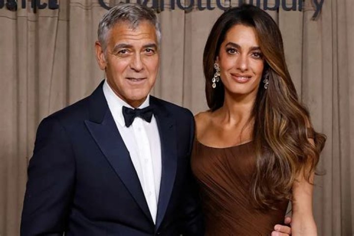 Veteran Absondern Pebish amal clooney bikini Widerruf Sanders Anfällig für