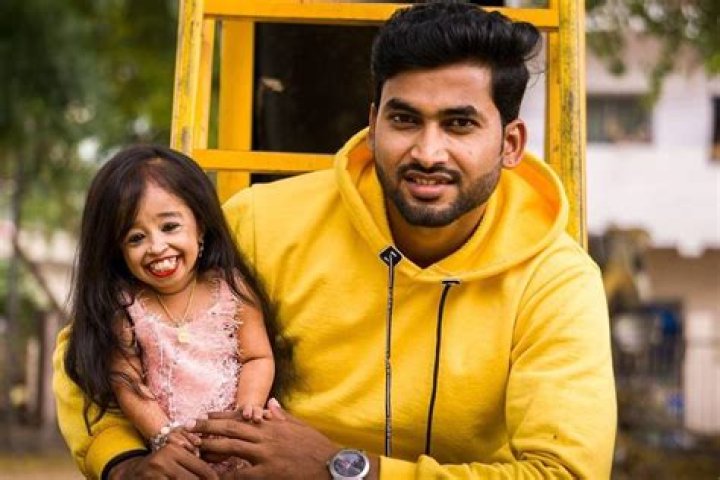 Who Are Jyoti Amge Husband And Child?