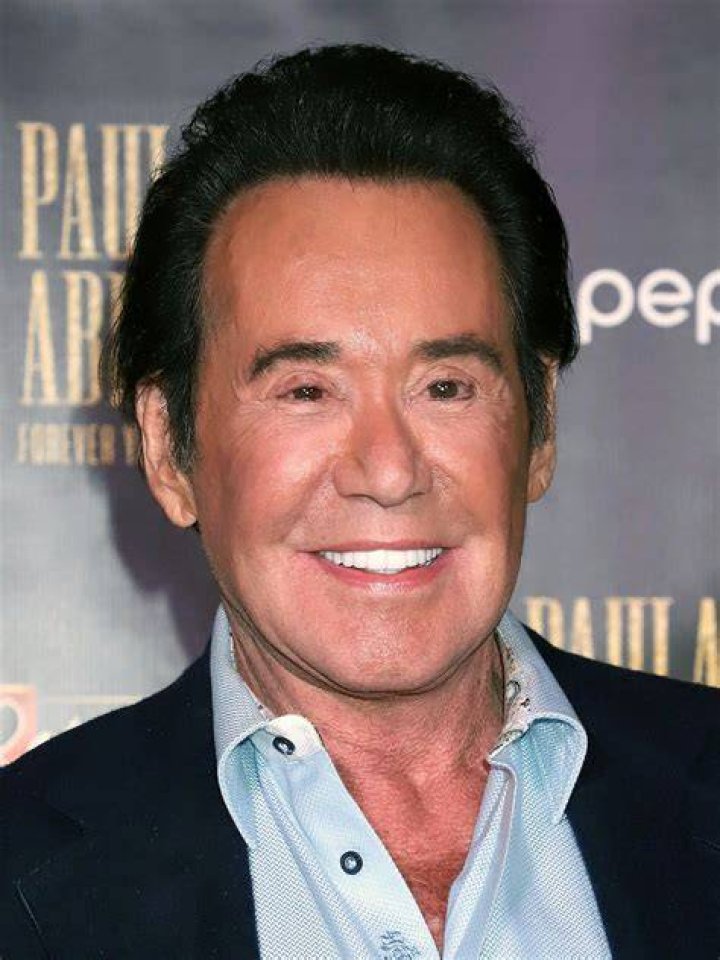 Who Are Wayne Newton's Kids? Meet Daughters Erin and Lauren! Closer