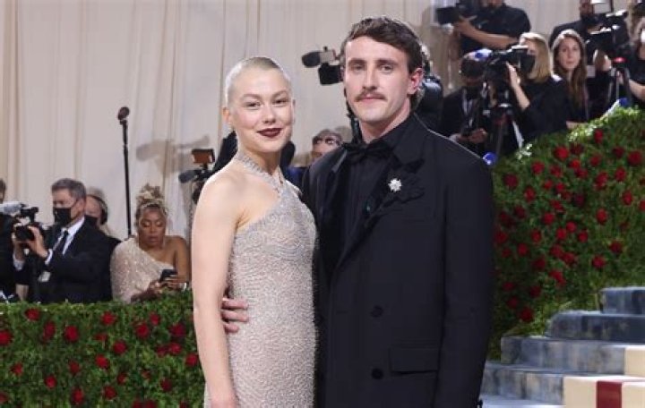 Who is Phoebe Bridgers Sister? Meet Her Brother And Family