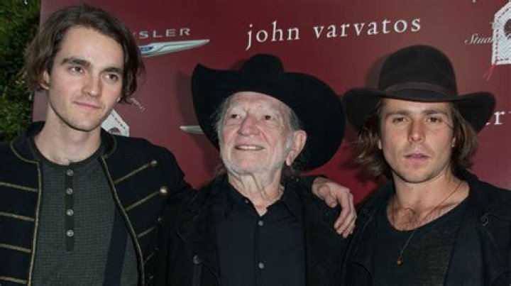 Willie Nelson and His Sons Discuss Growing up on Tour and Performing as
