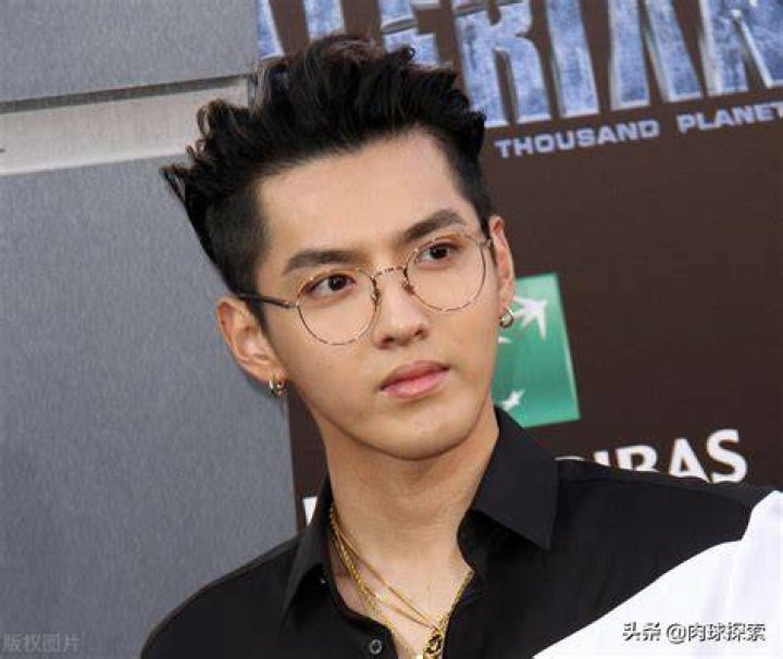 Wu Yifan can have today, and his mother Wu Xiuqin "contributes to him