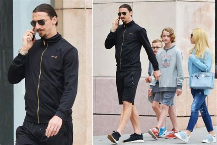 Zlatan Ibrahimovic and family enjoy meal in Los Angeles as Galaxy star